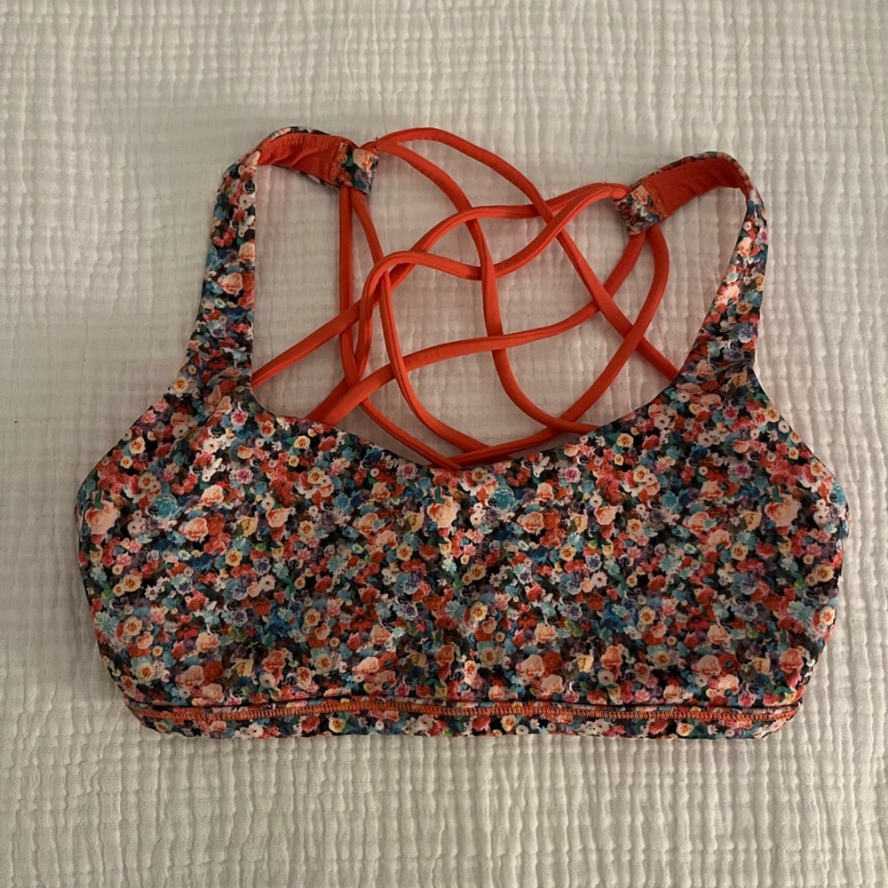 Lululemon Free to Be Wild Sports Bra